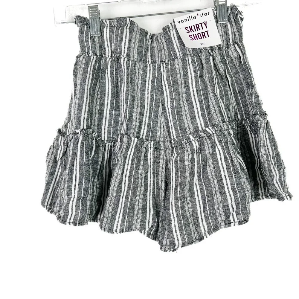 NWT Vanilla Star Striped Skirty Short High Rise Size XS X-Small NEW - Picture 9 of 13